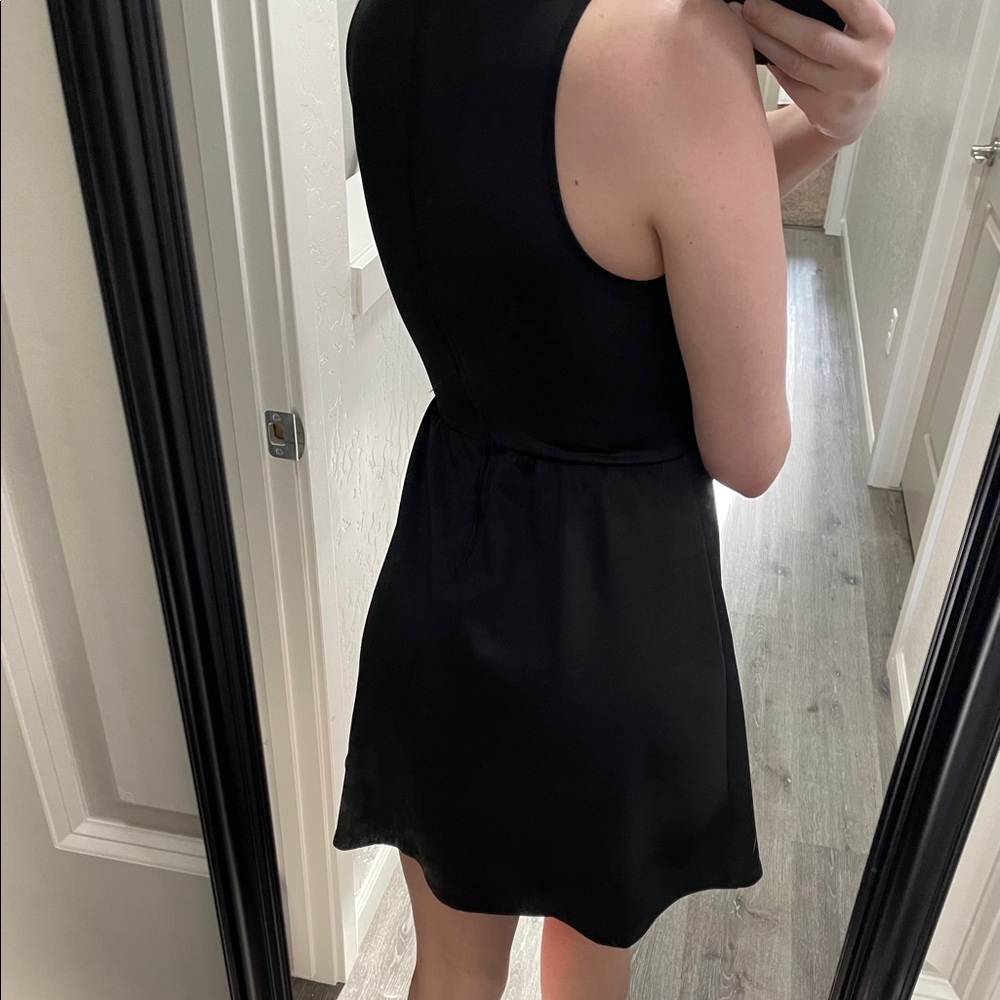 Dress - Picture 3 of 4